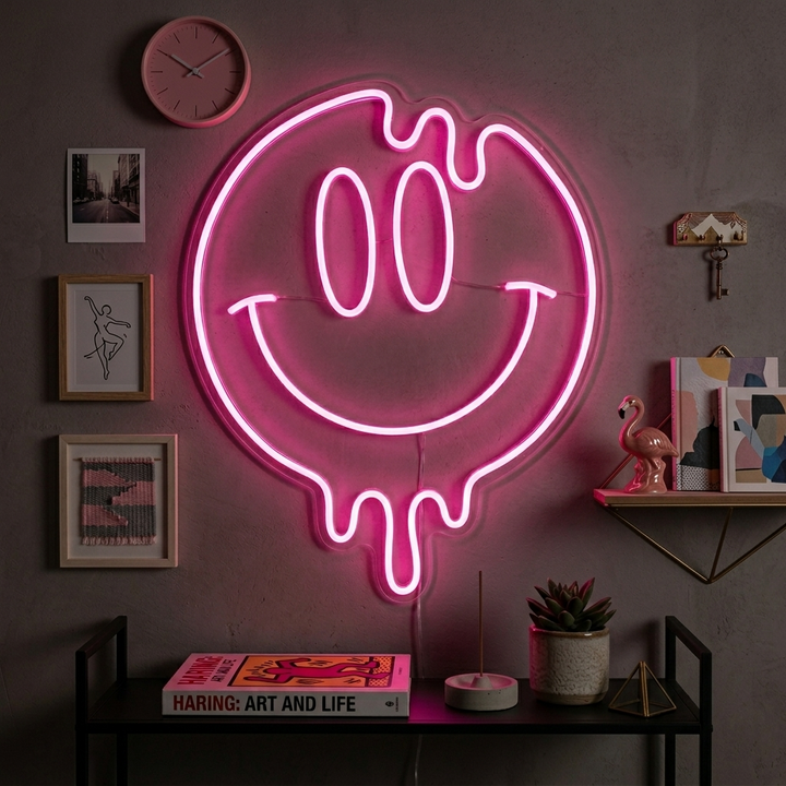 "Emoji Smiley Face Dripping" Neon Sign