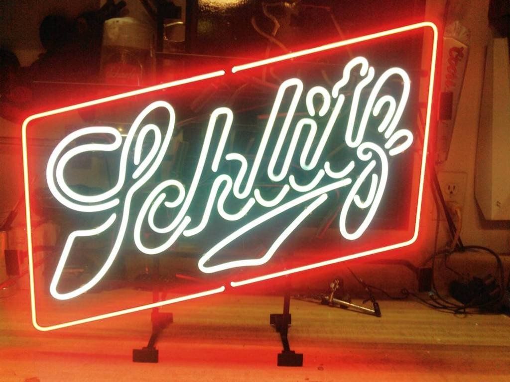 "Schlitz Beer" Neon Sign